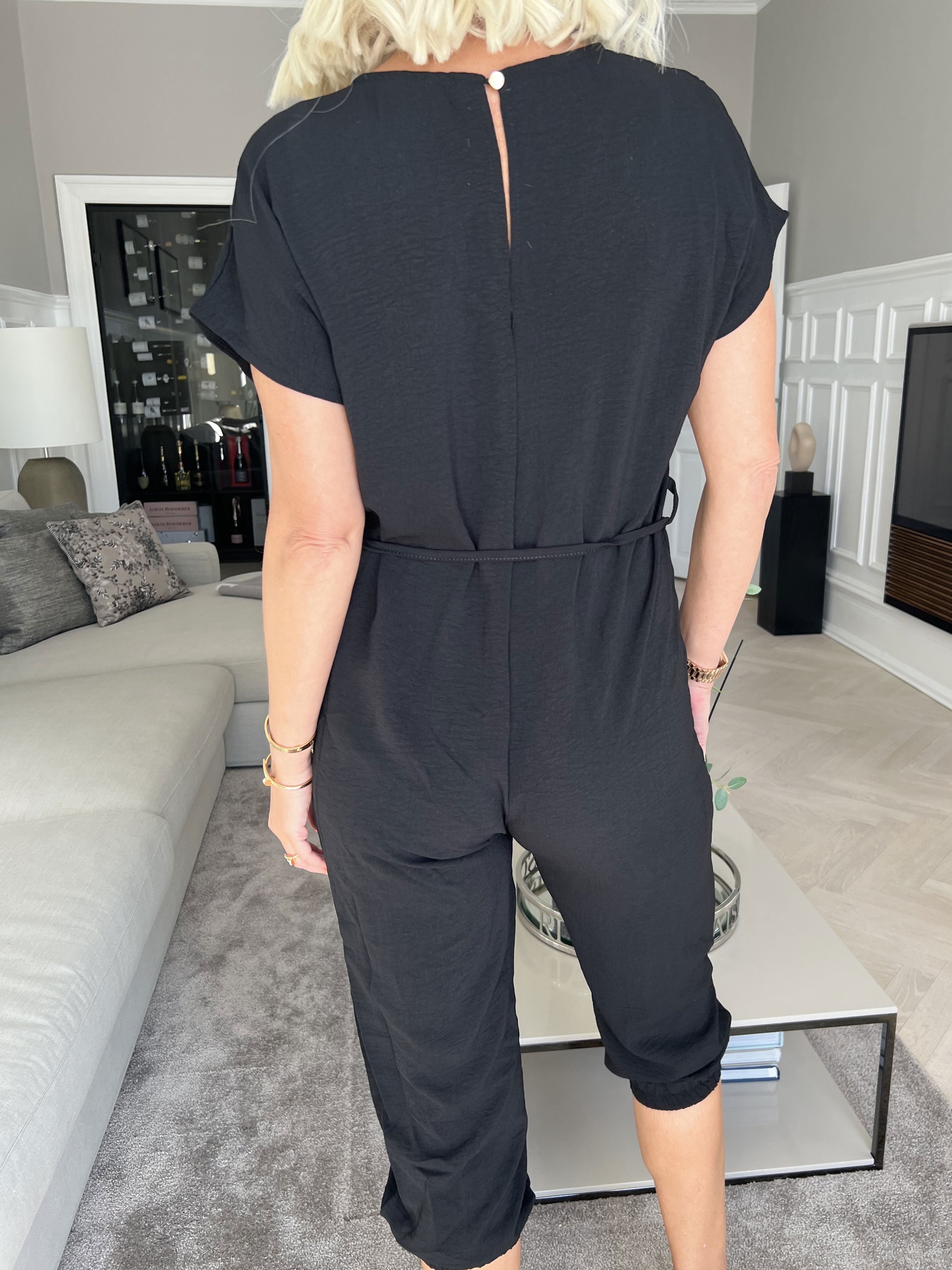 Cuba - Söt byxdräkt med slips